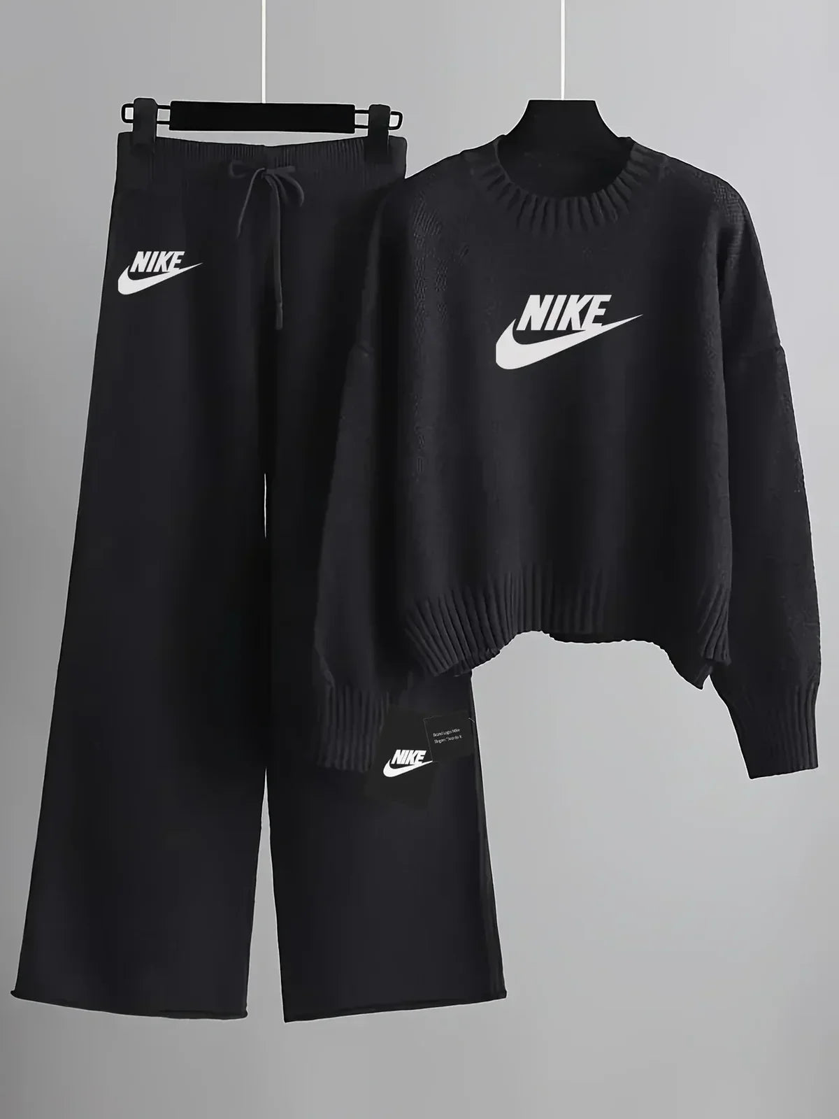 NK-Black women's matching set with a cropped top and trousers